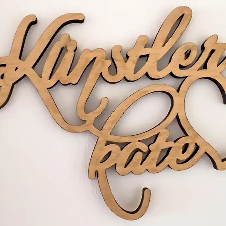 Kuenstlerkate * Zingst