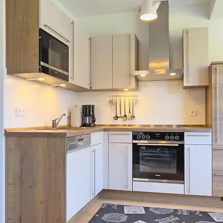 Kuenstlerkate Apartment Zingst